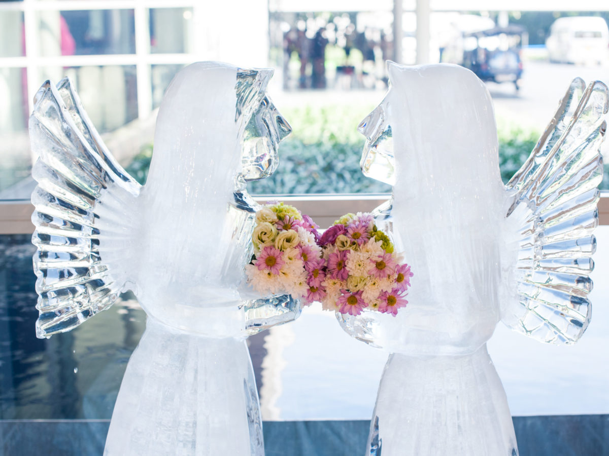 Next-Level Wedding Ice Sculptures That Will Delight Your Guests